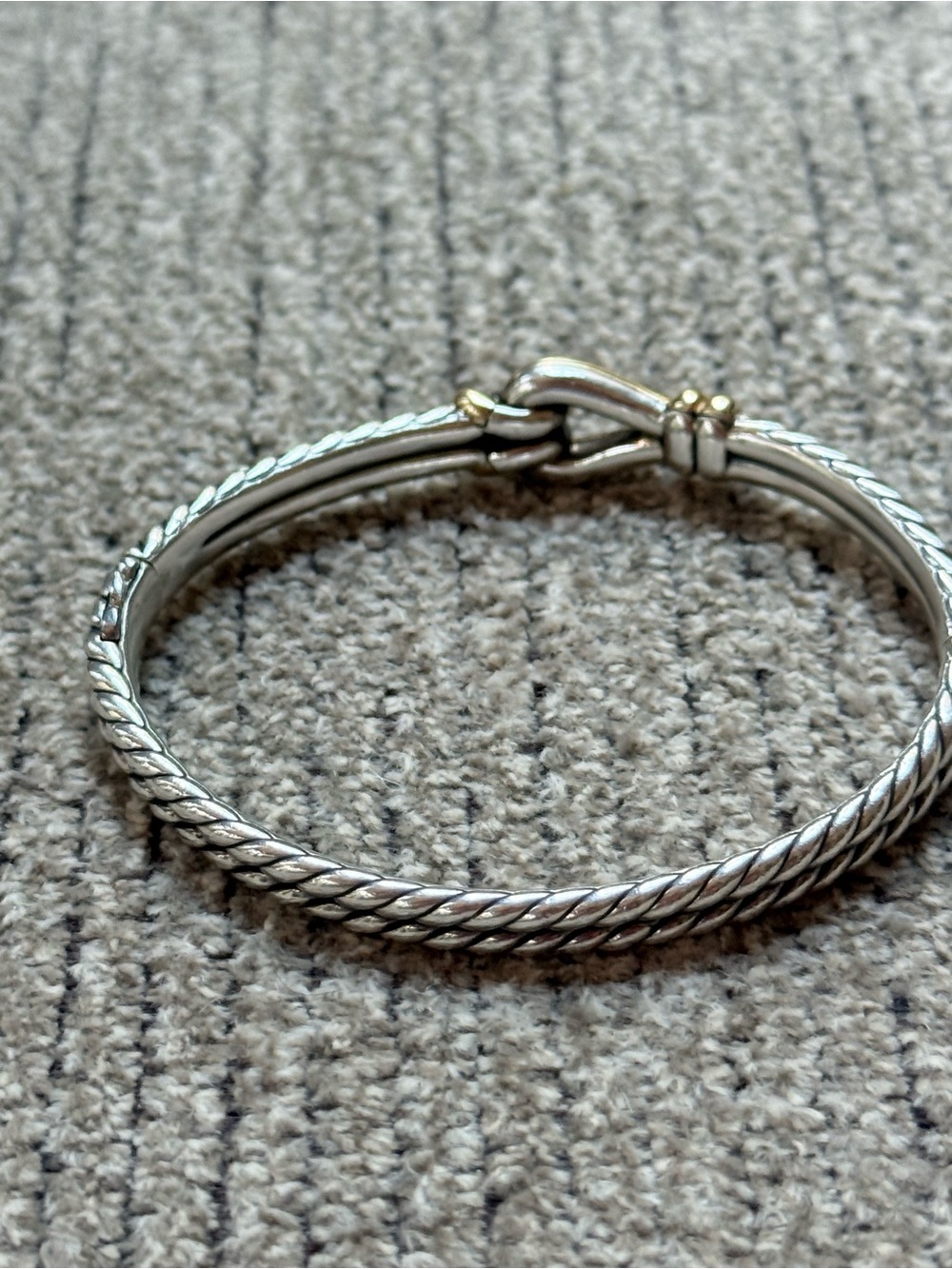 David Yurman 18k Gold , Sterling Silver Thoroughbred Cable hinged bracelet. EUC - Picture 8 of 16